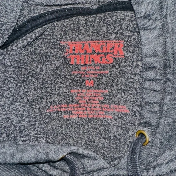 Stranger Things Netflix Hoodie Pullover Grey Red Logo Size M Y2K Merch - Picture 5 of 6